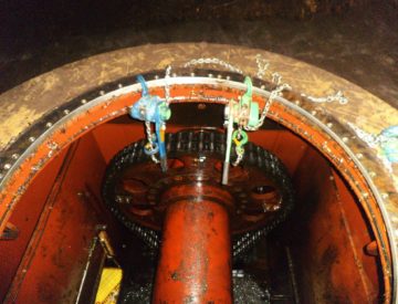 Screw feeder